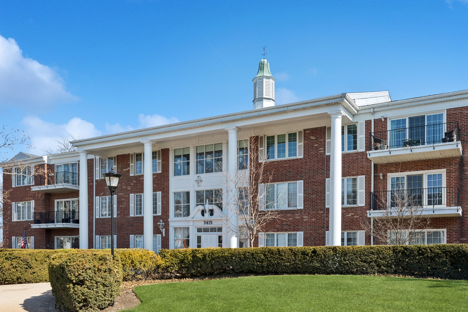 3415 Vollmer Road #308, Flossmoor, IL 60422