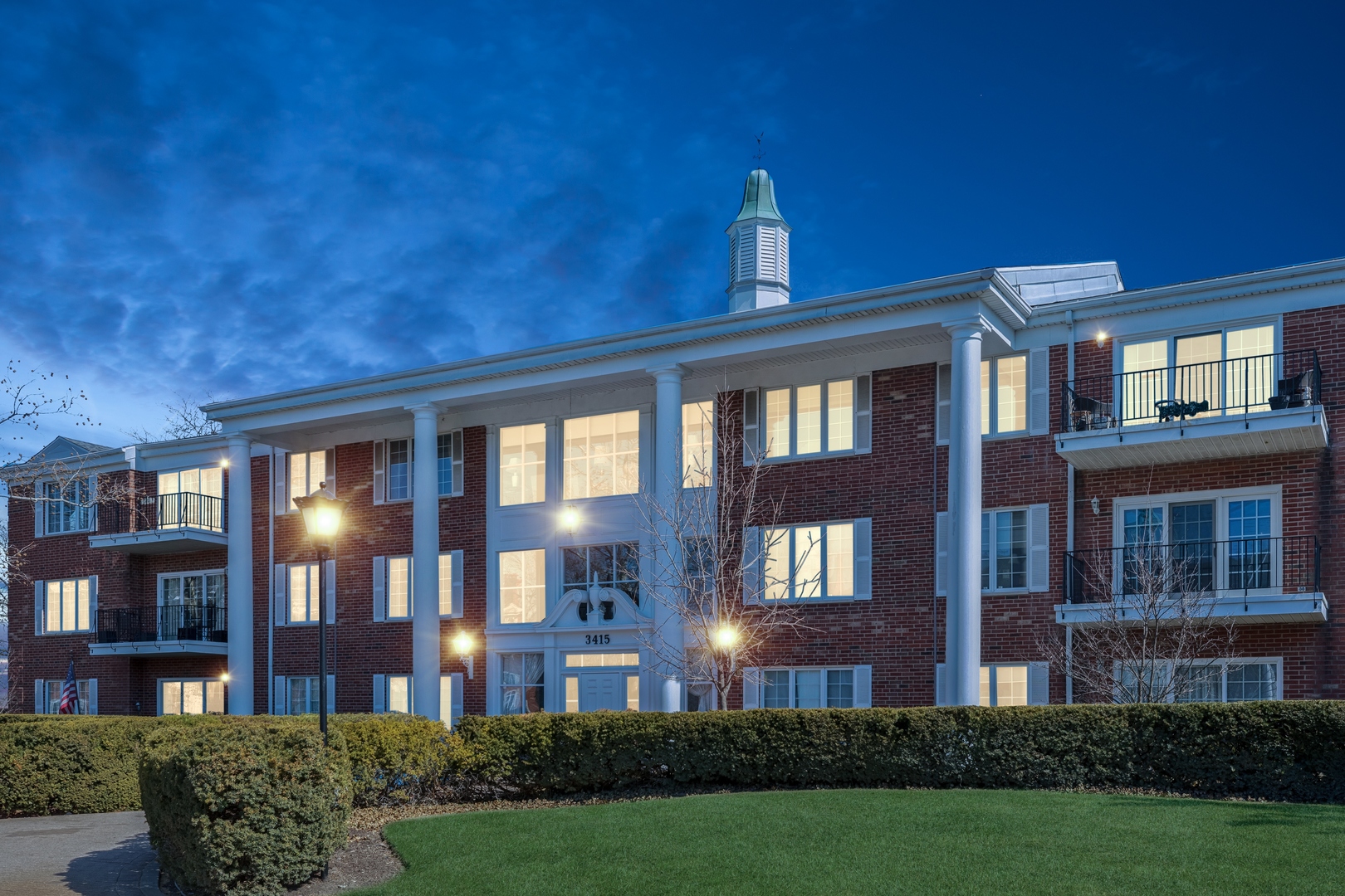 3415 Vollmer Road #308, Flossmoor, IL 60422