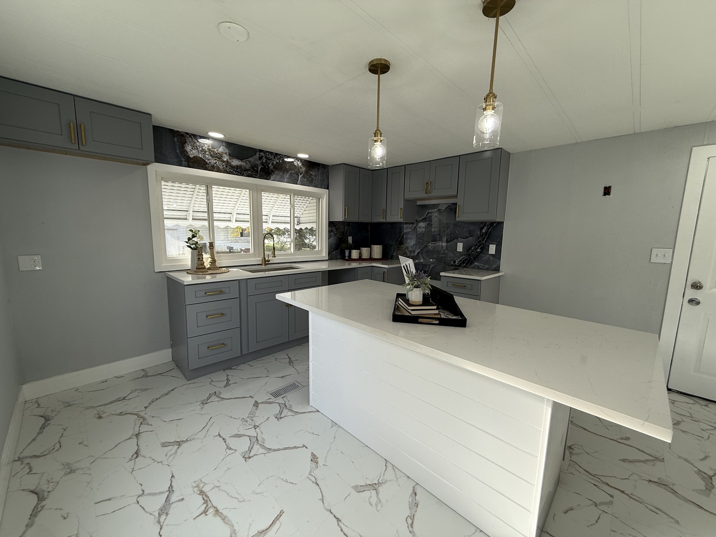 126 Knollwood Circle, Matteson, IL 60443