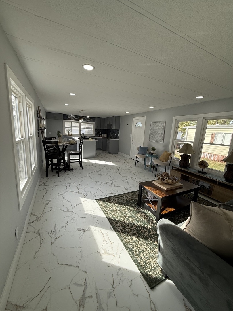 126 Knollwood Circle, Matteson, IL 60443