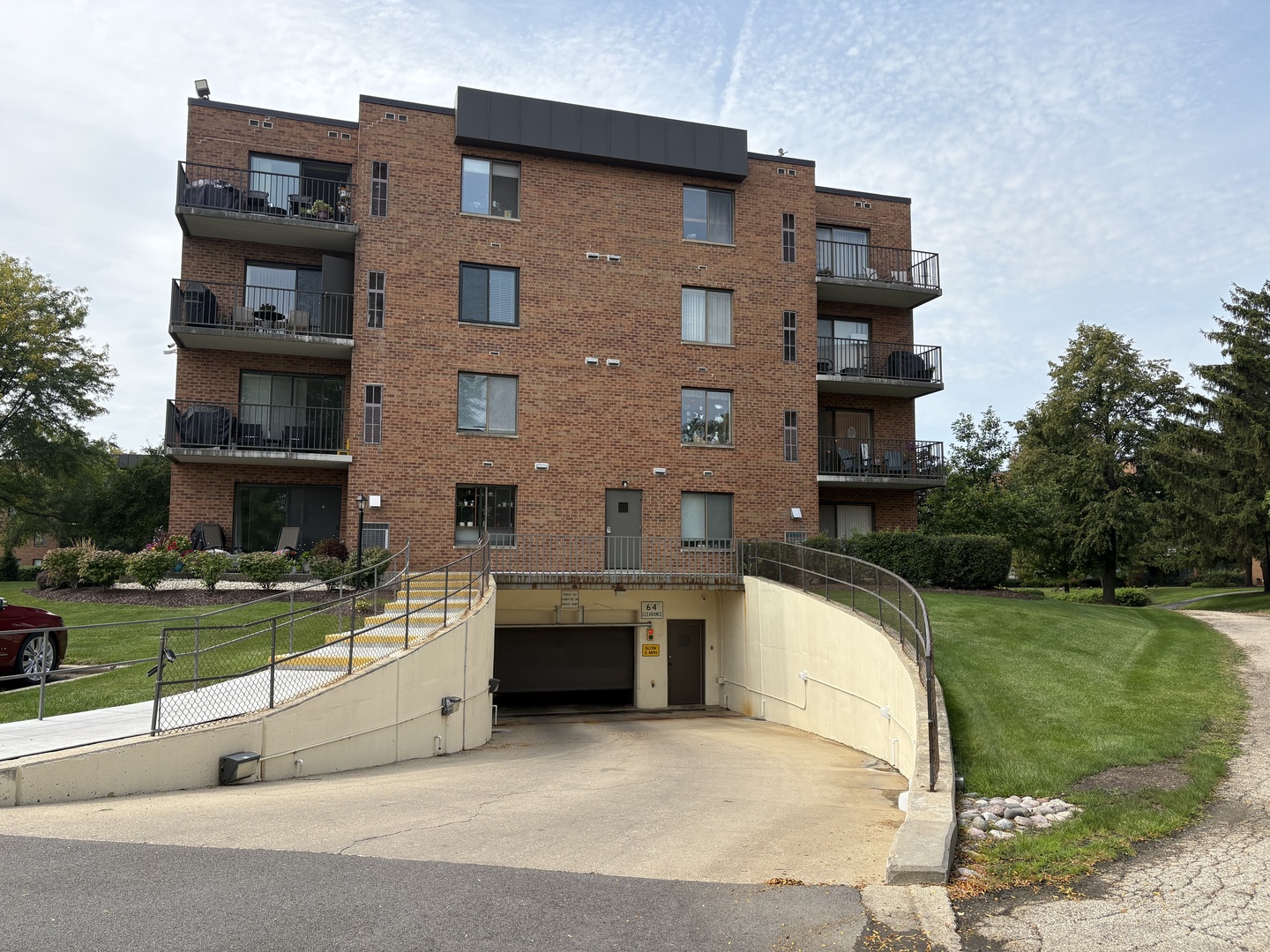 950 E Wilmette Road #414, Palatine, IL 60074