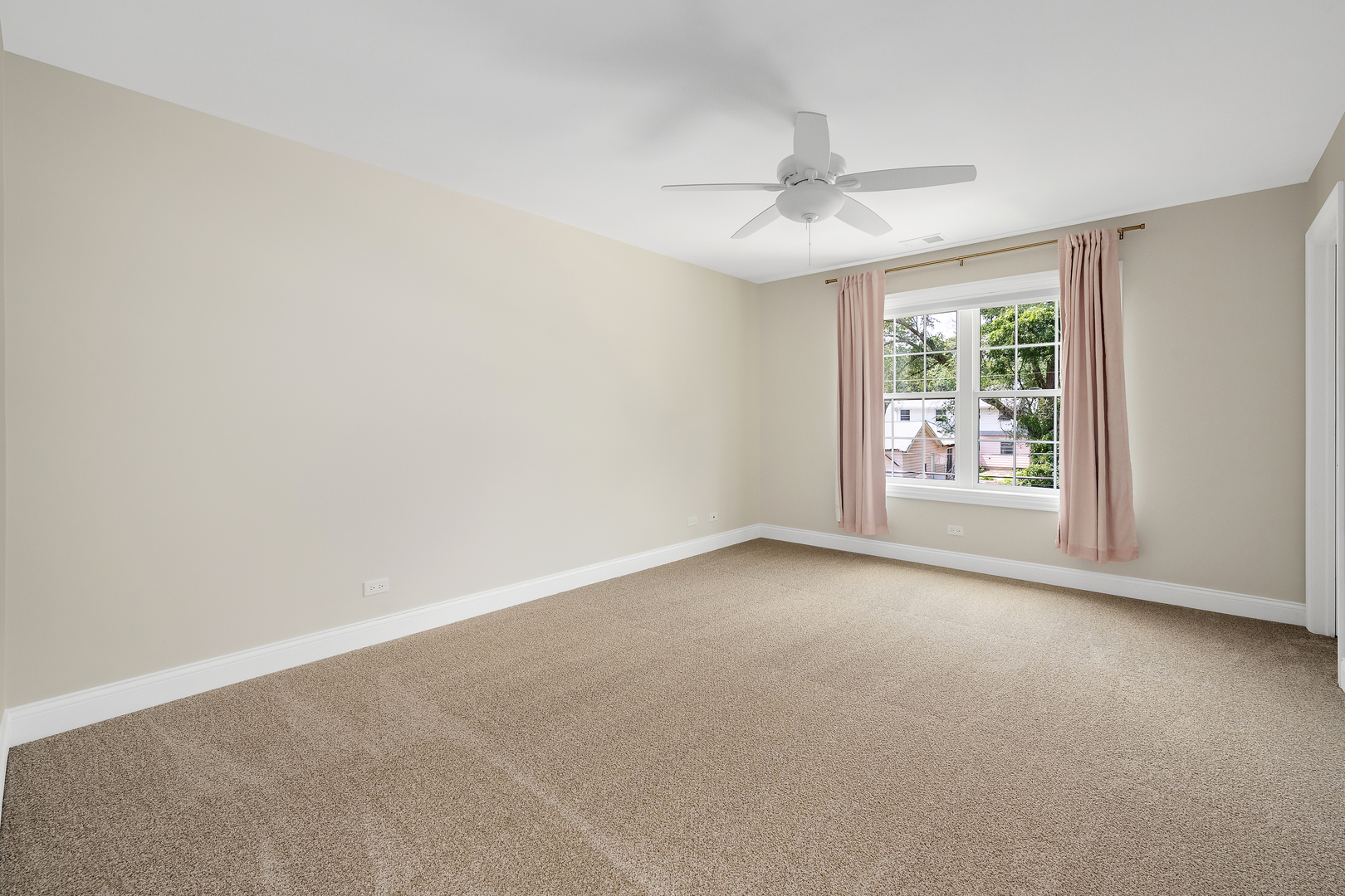 4408 Stonewall Avenue, Downers Grove, IL 60515