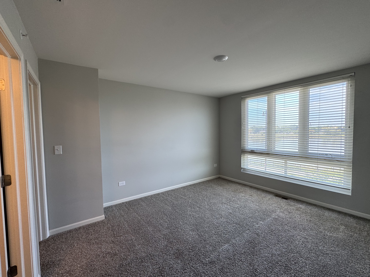 2349 Parkside Drive, Schaumburg, IL 60173