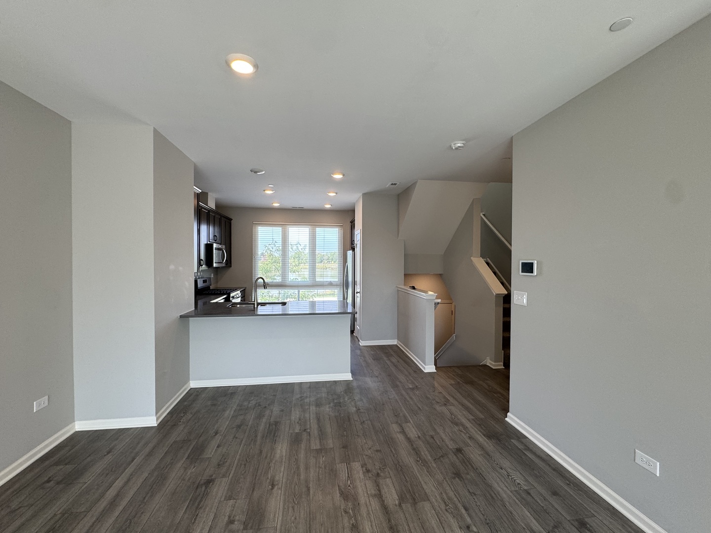 2349 Parkside Drive, Schaumburg, IL 60173