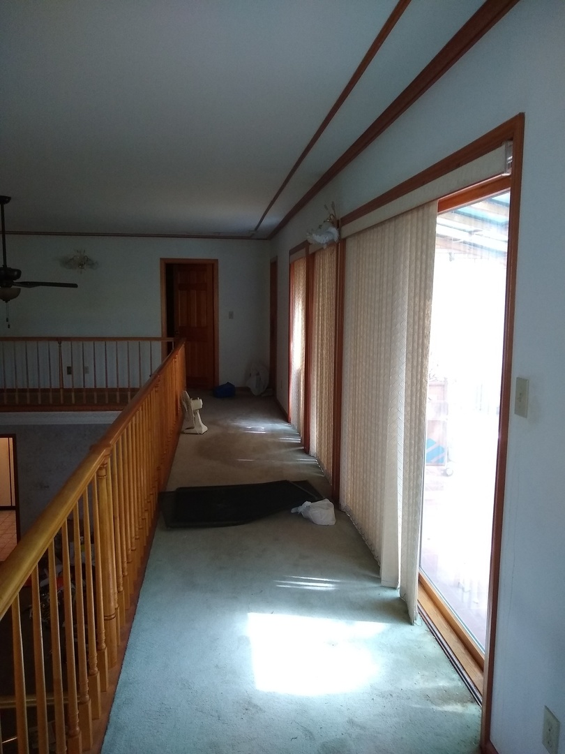 16218 N Country Estates Road, Effingham, IL 62401