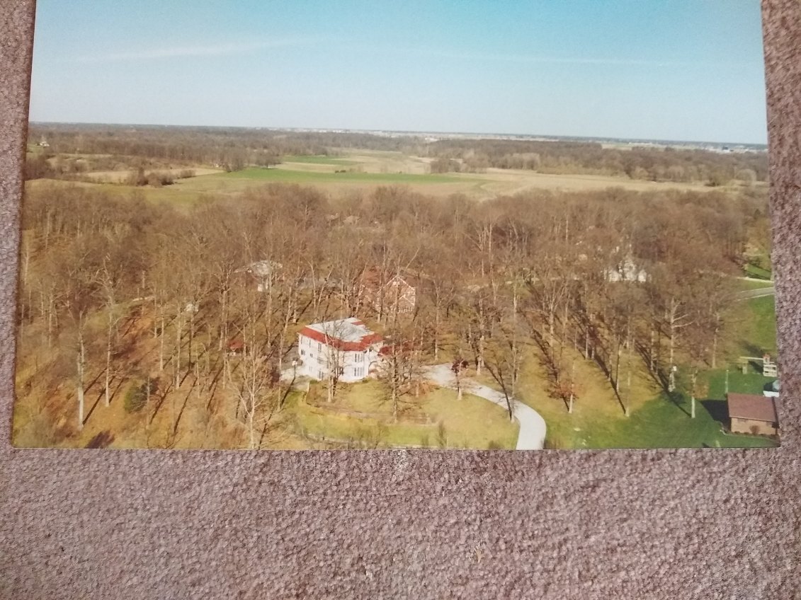 16218 N Country Estates Road, Effingham, IL 62401