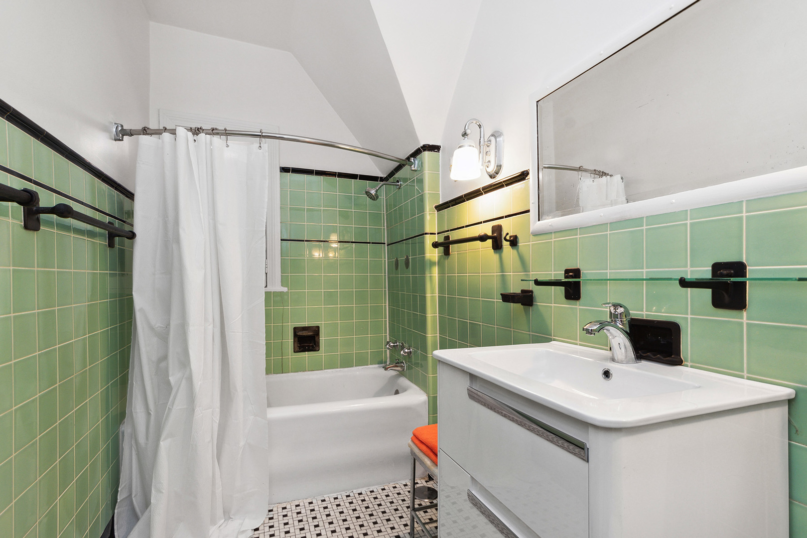 2023-2027 W 108th Place, Chicago, IL 60643