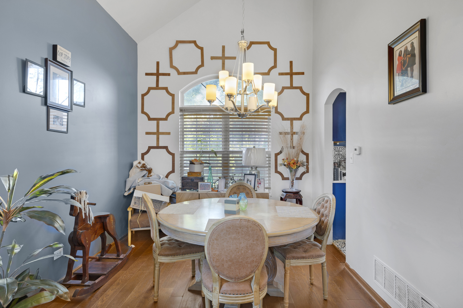 18601 Walnut Avenue, Country Club Hills, IL 60478