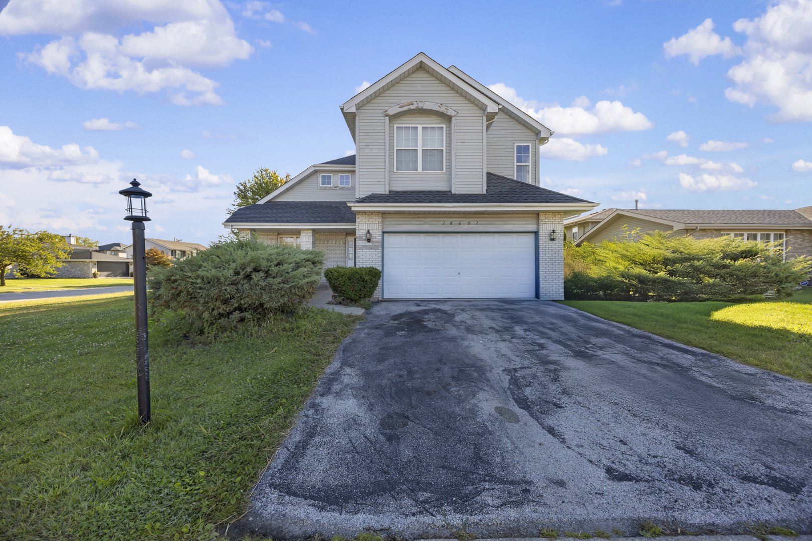 18601 Walnut Avenue, Country Club Hills, IL 60478