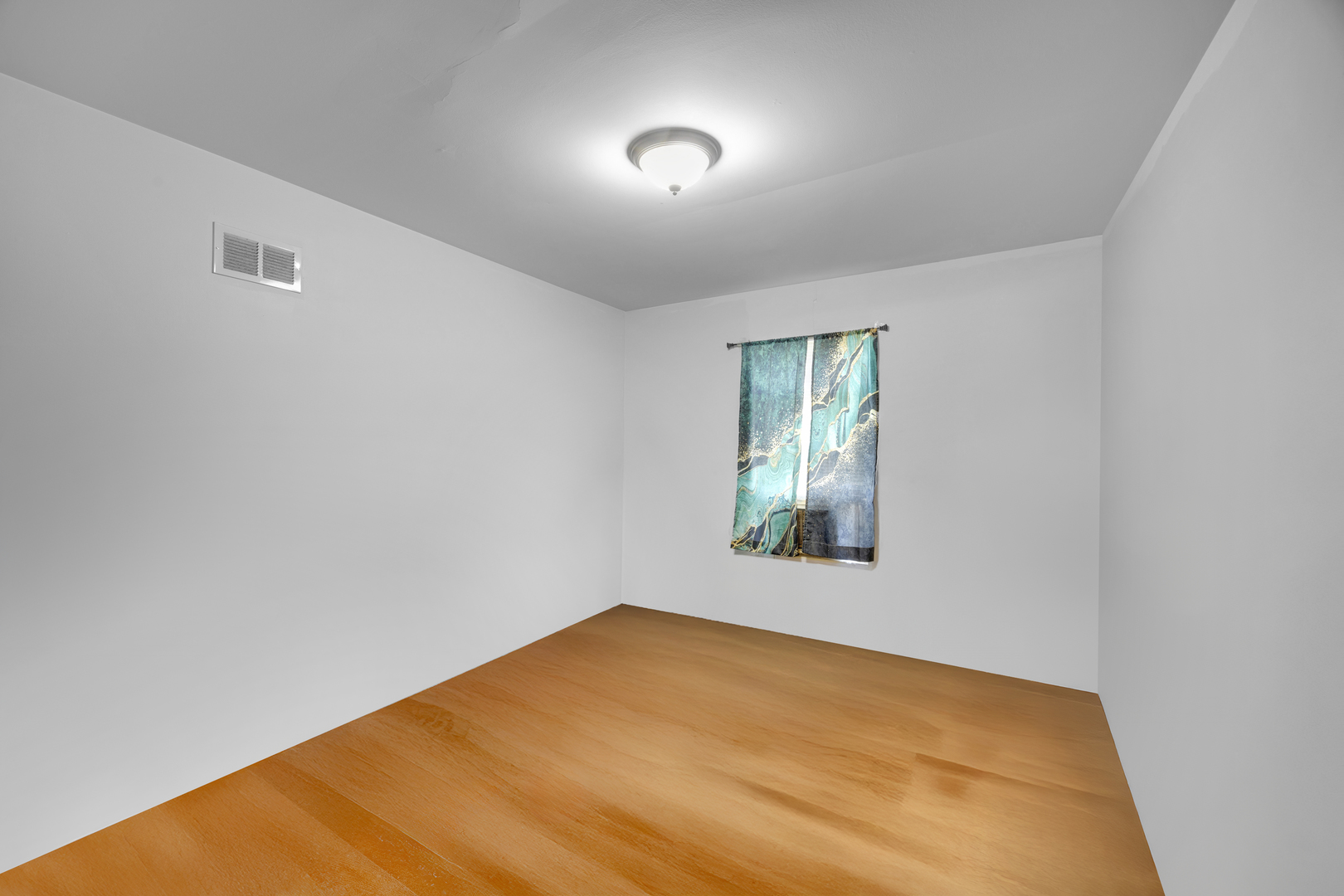 18601 Walnut Avenue, Country Club Hills, IL 60478