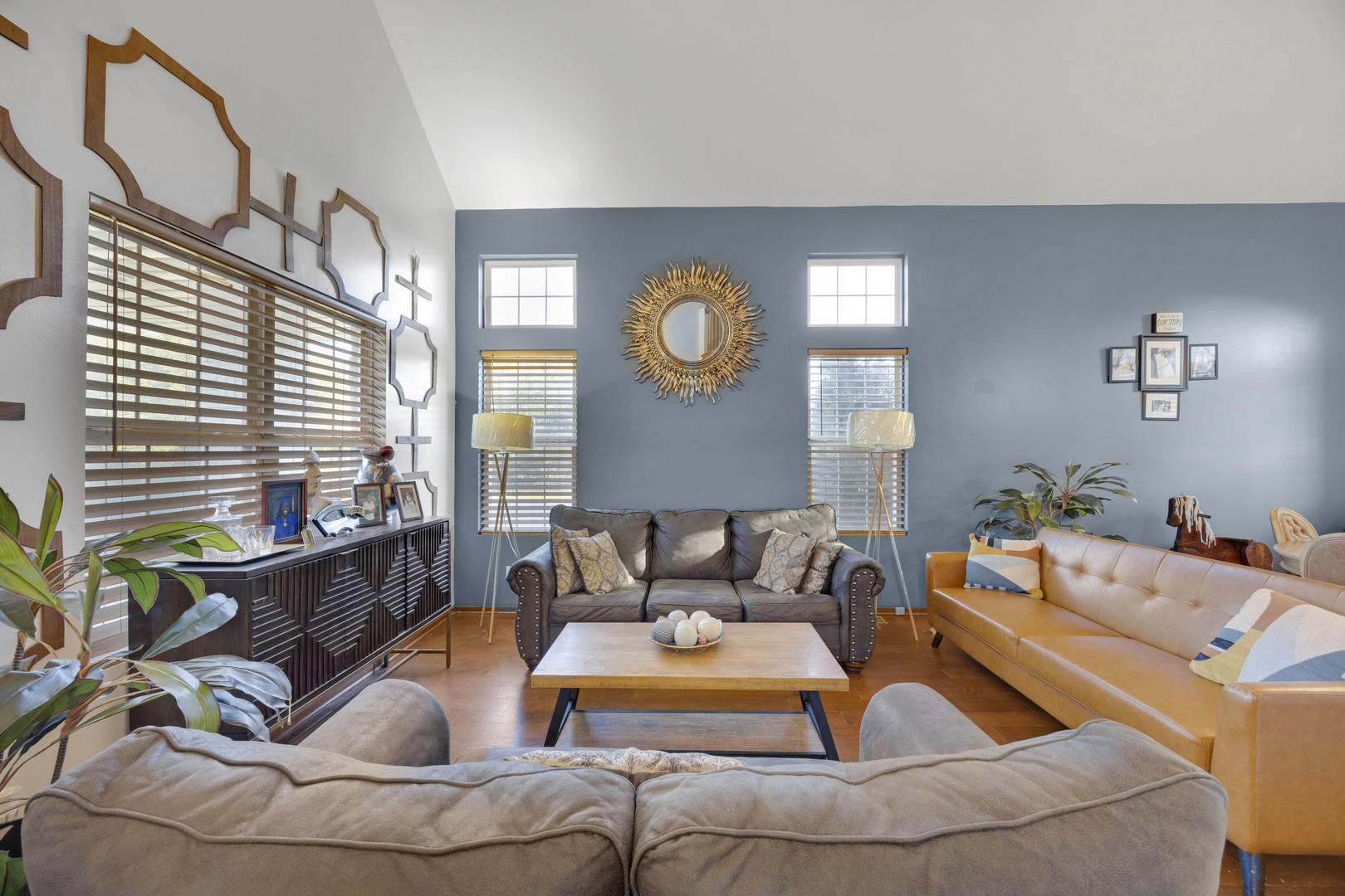 18601 Walnut Avenue, Country Club Hills, IL 60478