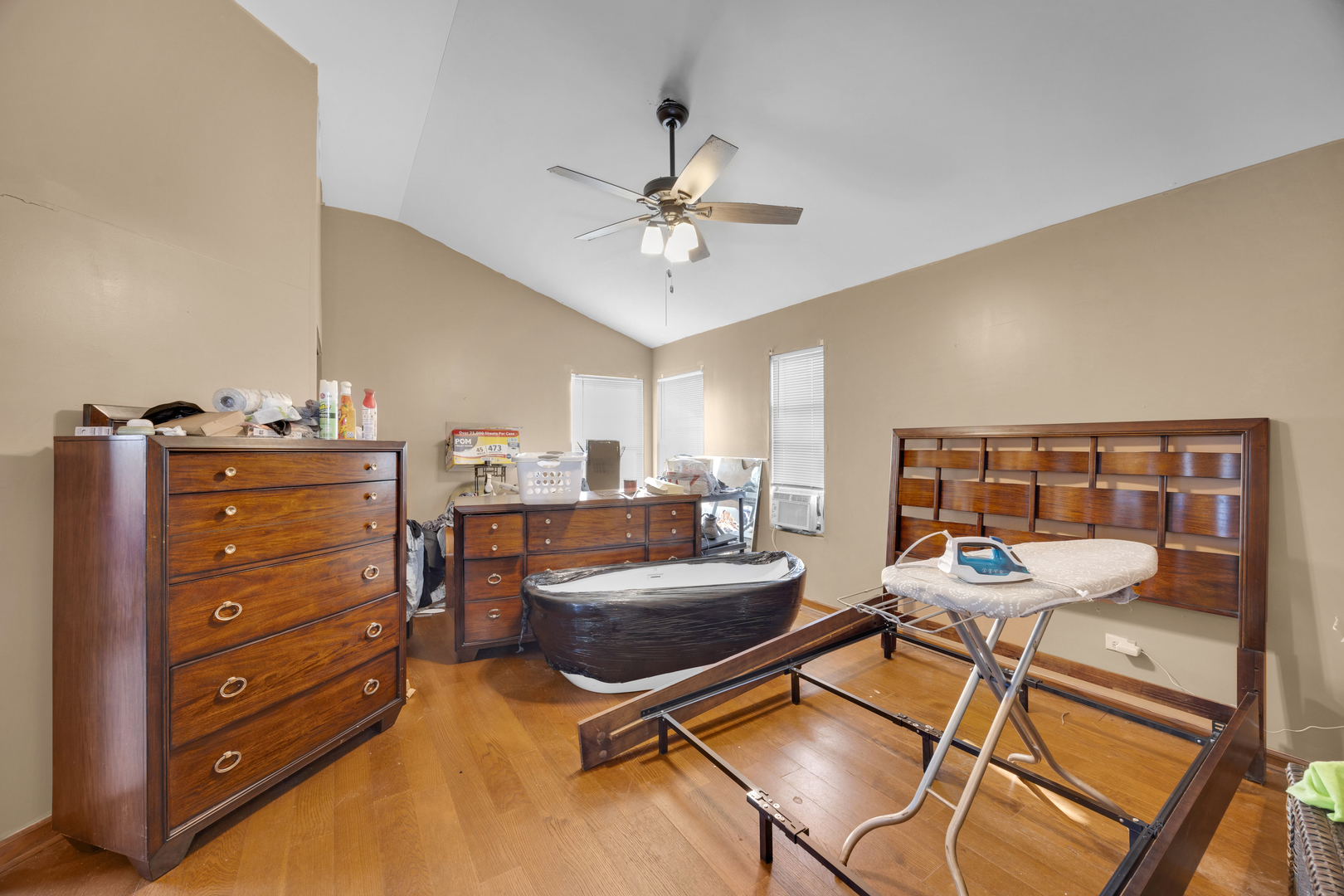 18601 Walnut Avenue, Country Club Hills, IL 60478