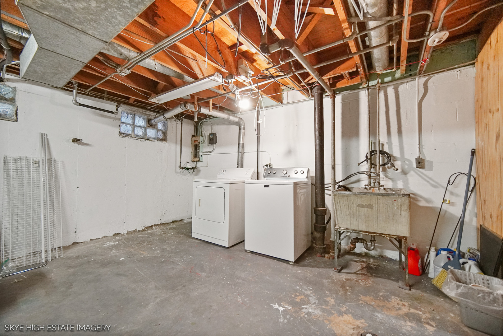 2061 Pine Street, Des Plaines, IL 60018