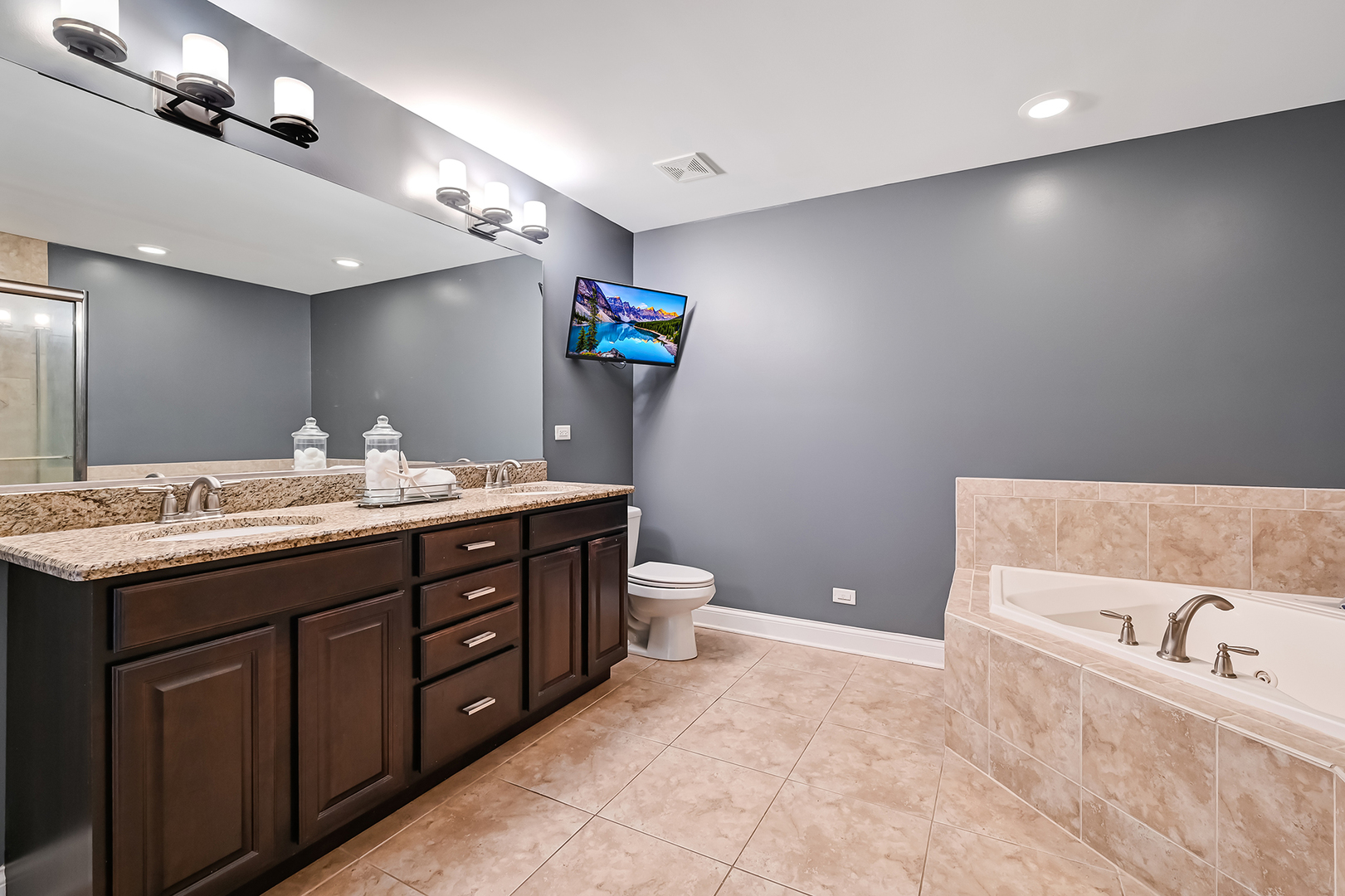 14951 S Preserve Drive, Lockport, IL 60441