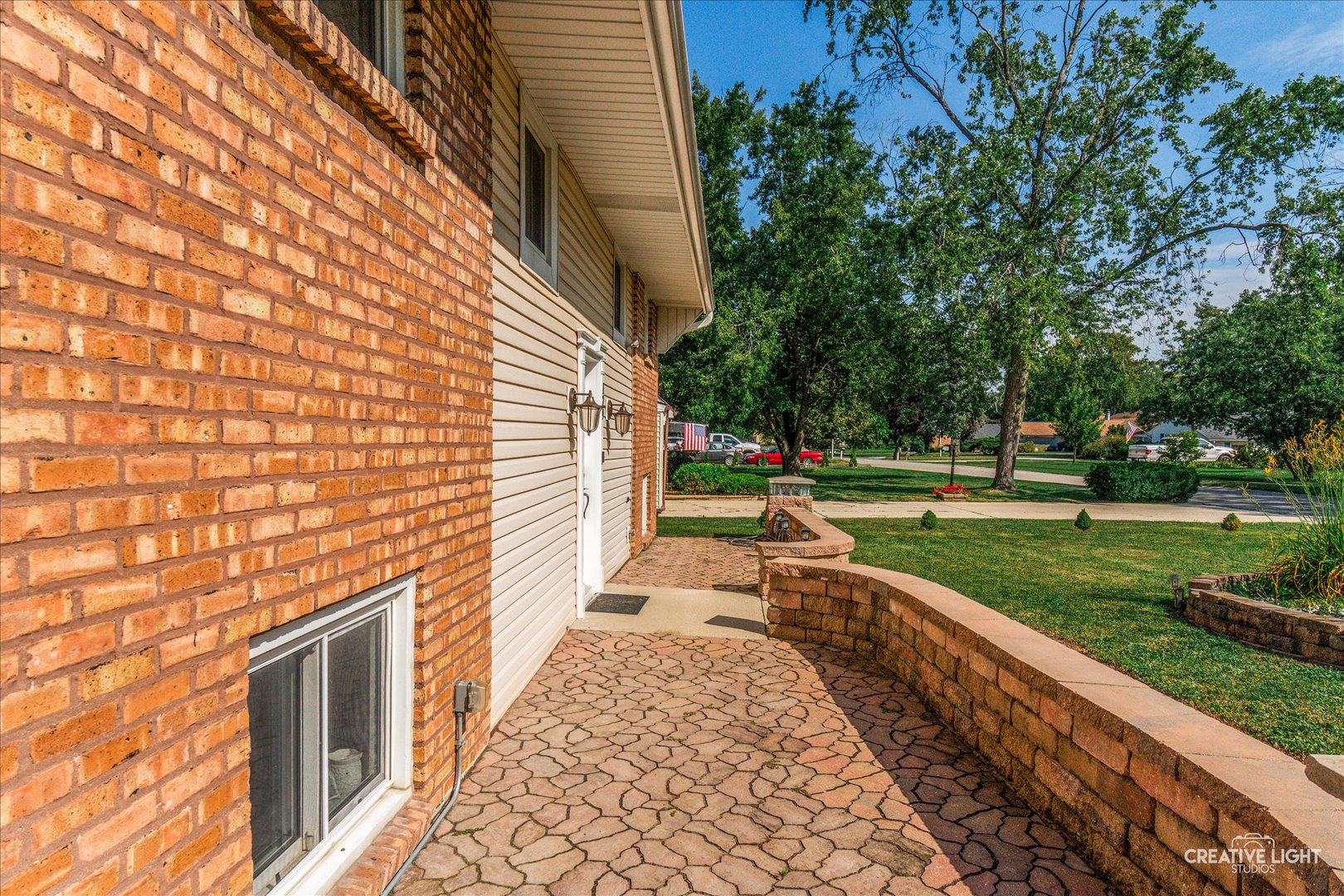129 Oxford Road, Bolingbrook, IL 60440