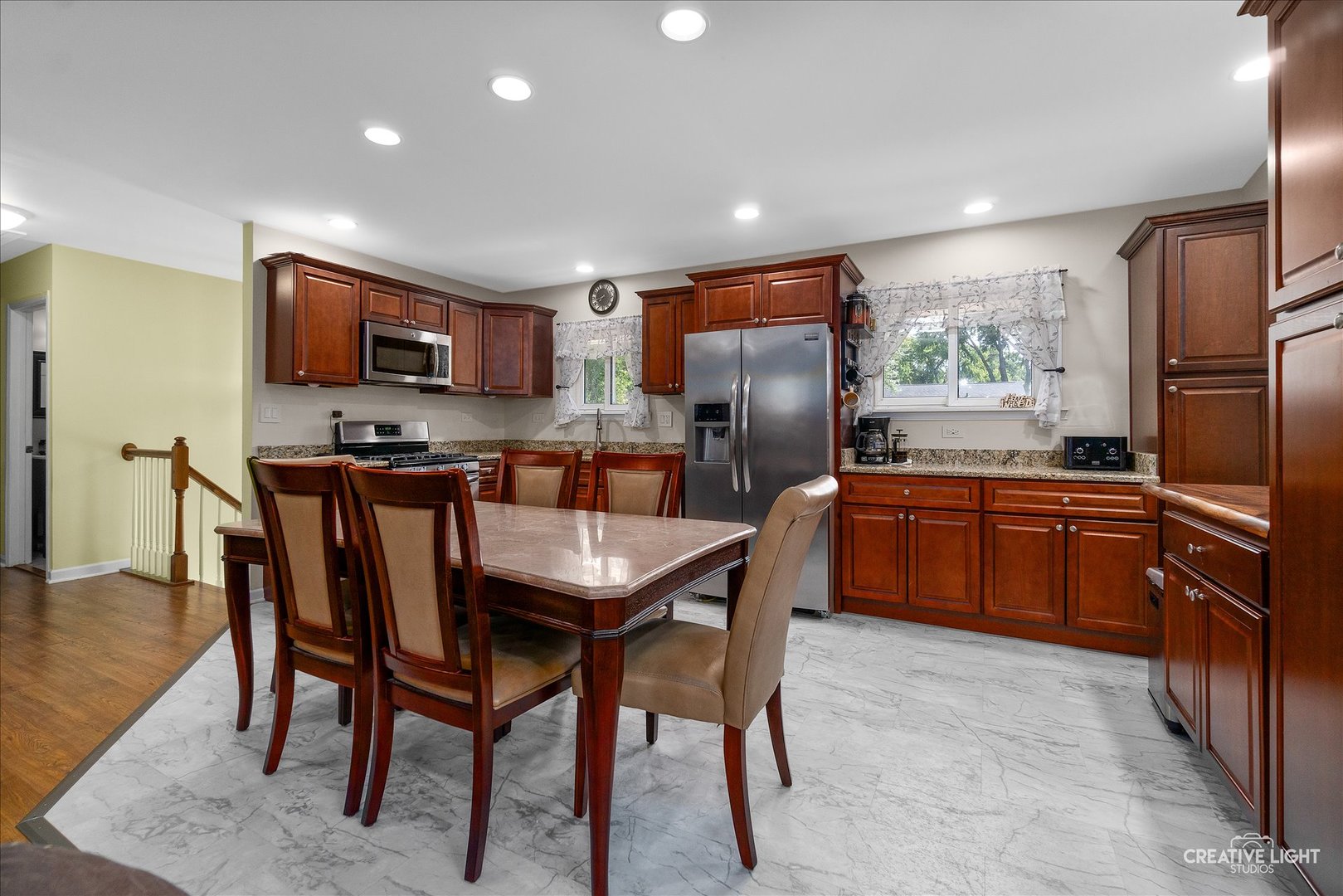 129 Oxford Road, Bolingbrook, IL 60440