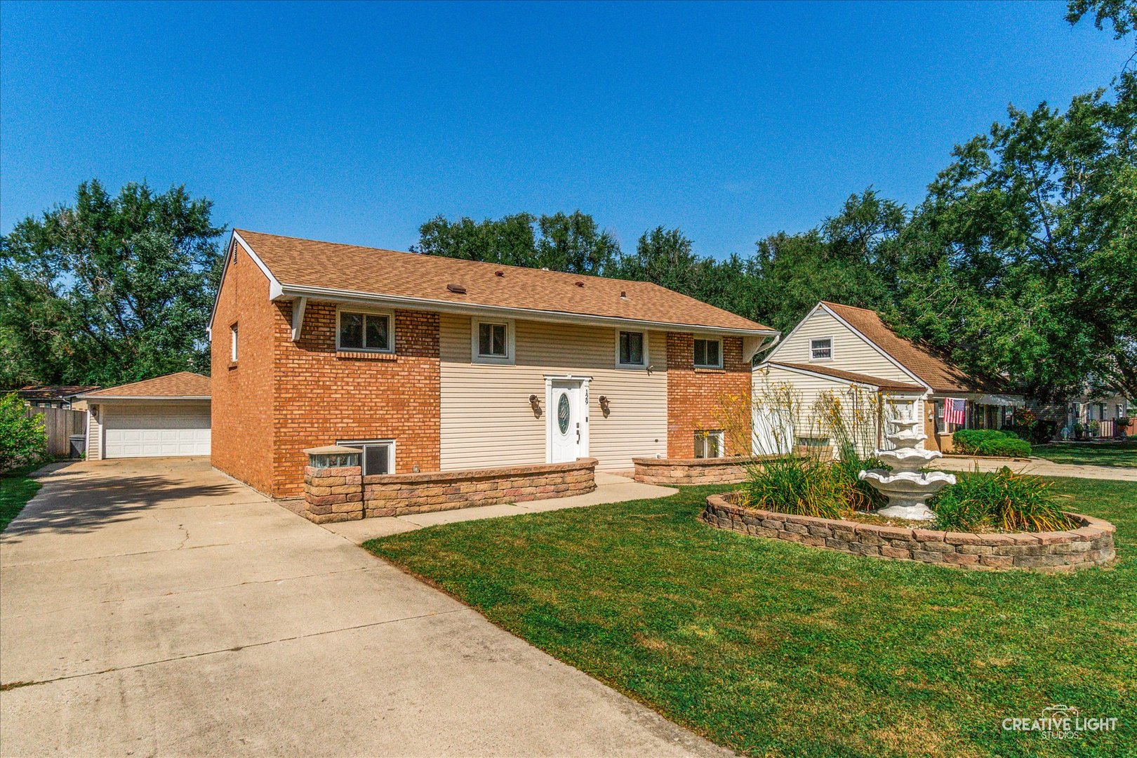 129 Oxford Road, Bolingbrook, IL 60440
