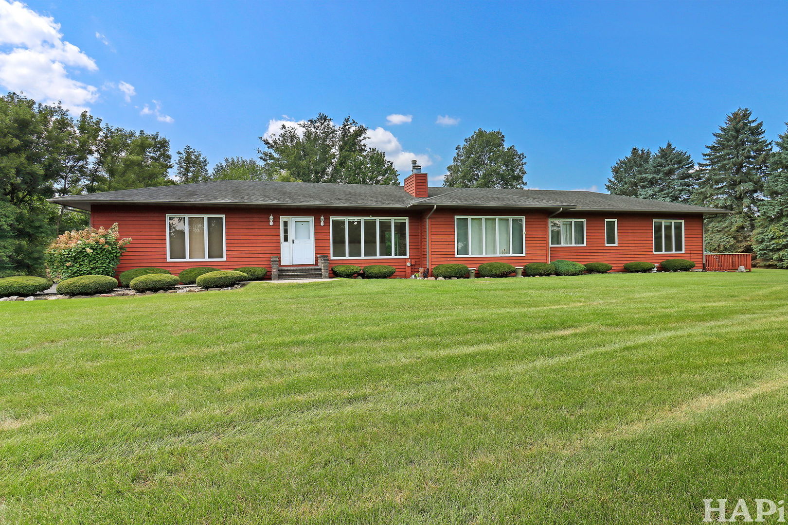 10113 Saddlebred Trail, Woodstock, IL 60098