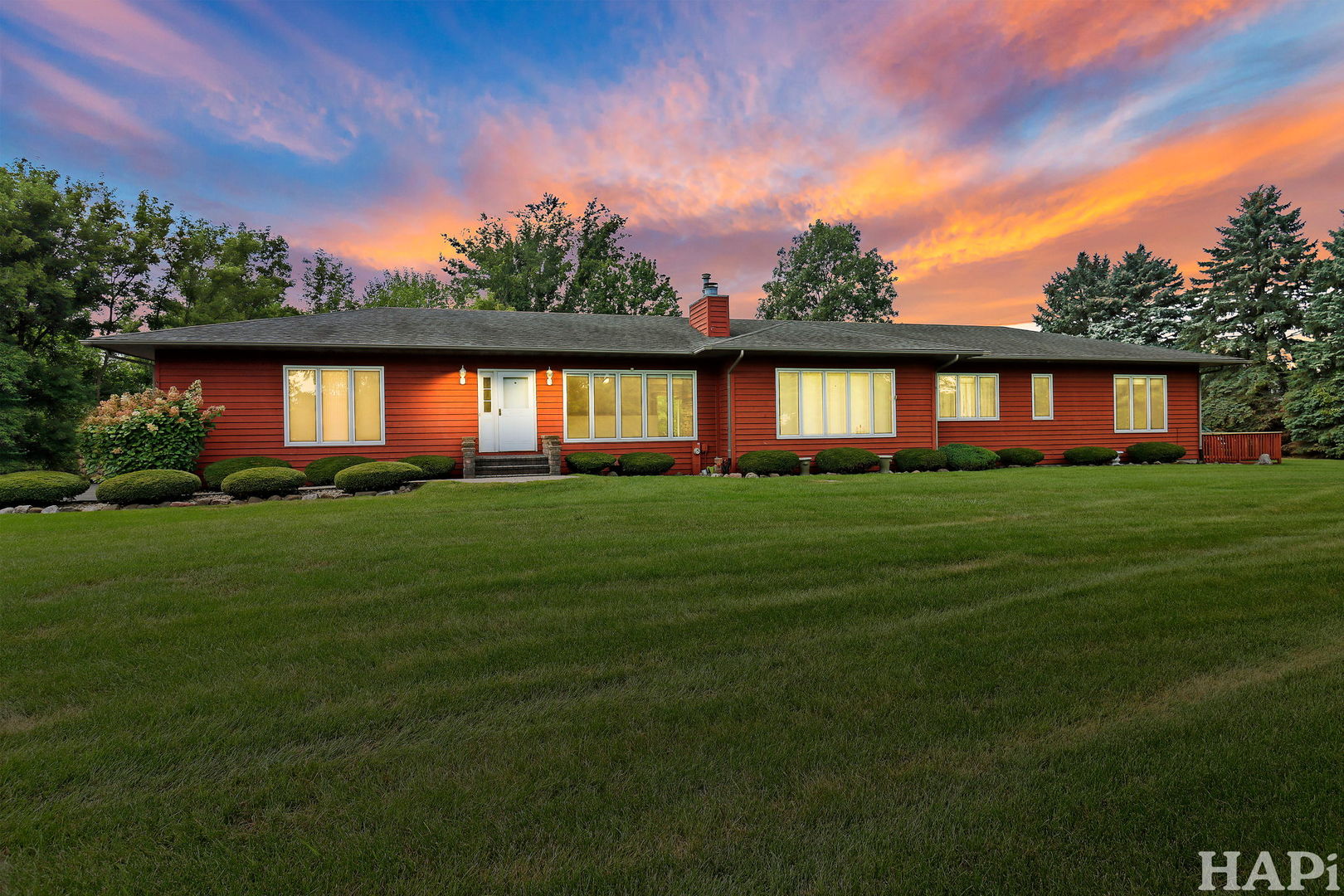 10113 Saddlebred Trail, Woodstock, IL 60098