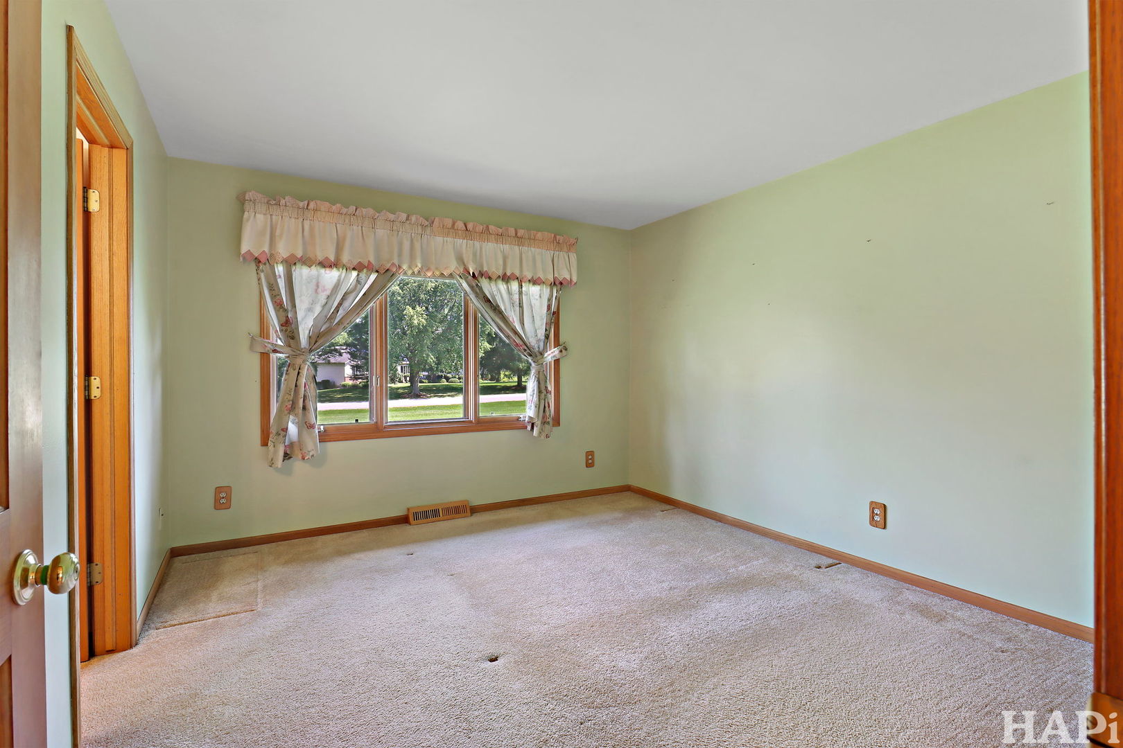 10113 Saddlebred Trail, Woodstock, IL 60098
