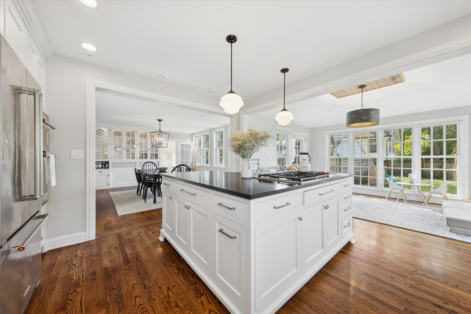 418 W Franklin Street, Wheaton, IL 60187