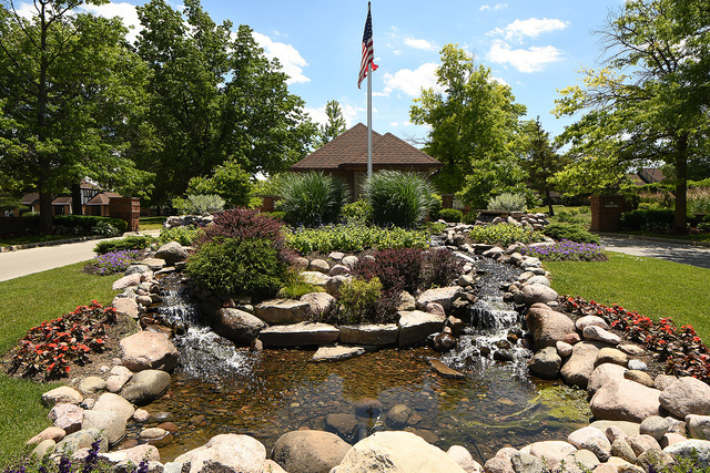 7737 W Golf Drive #201, Palos Heights, IL 60463