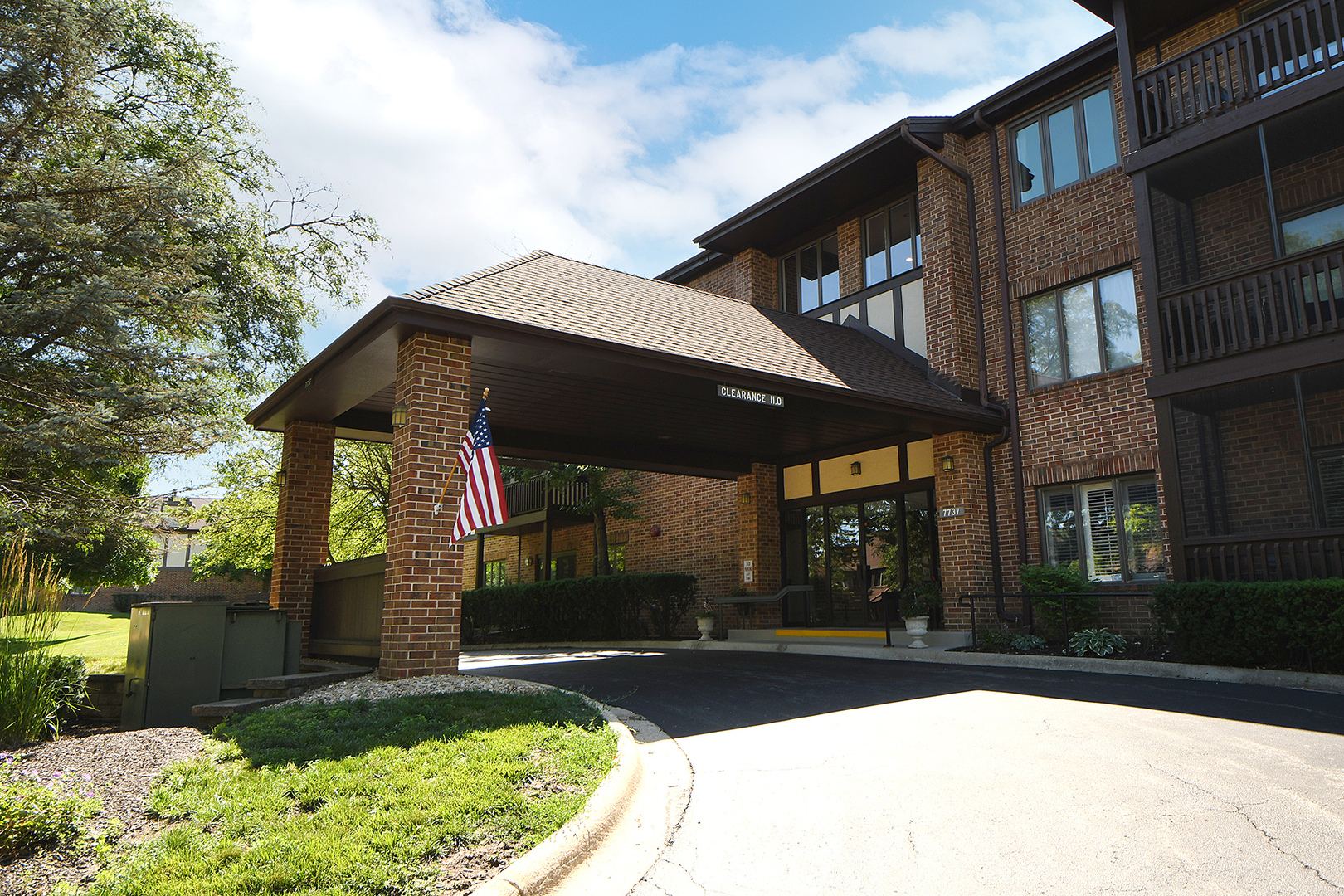 7737 W Golf Drive #201, Palos Heights, IL 60463