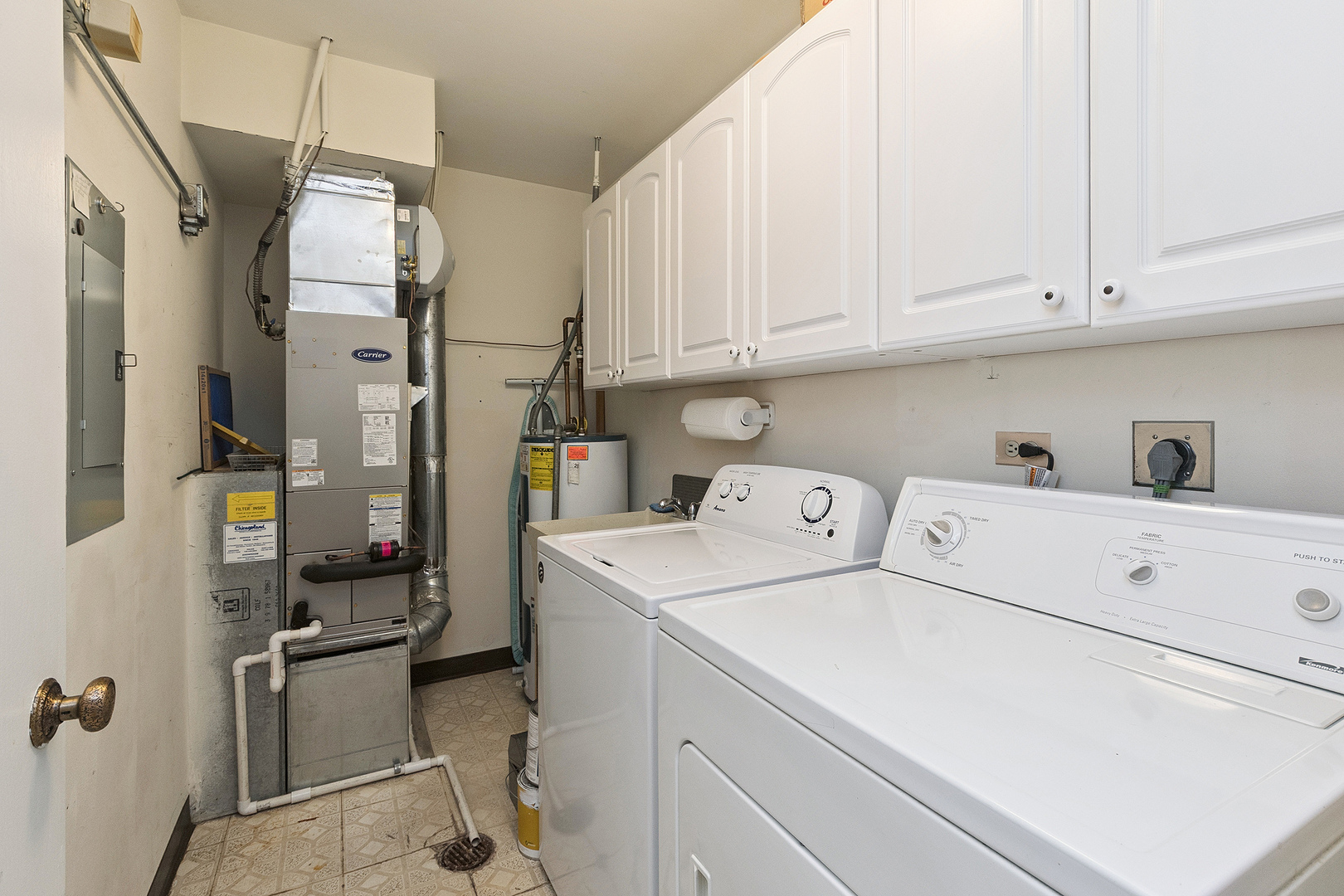 7737 W Golf Drive #201, Palos Heights, IL 60463