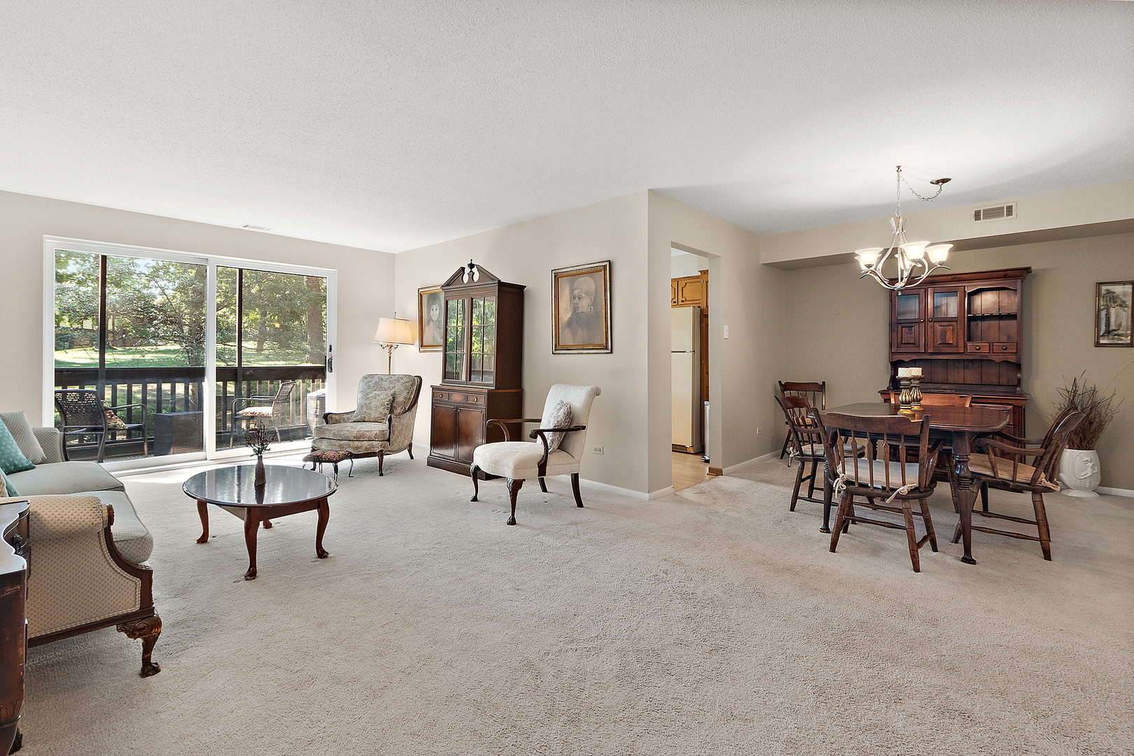 7737 W Golf Drive #201, Palos Heights, IL 60463