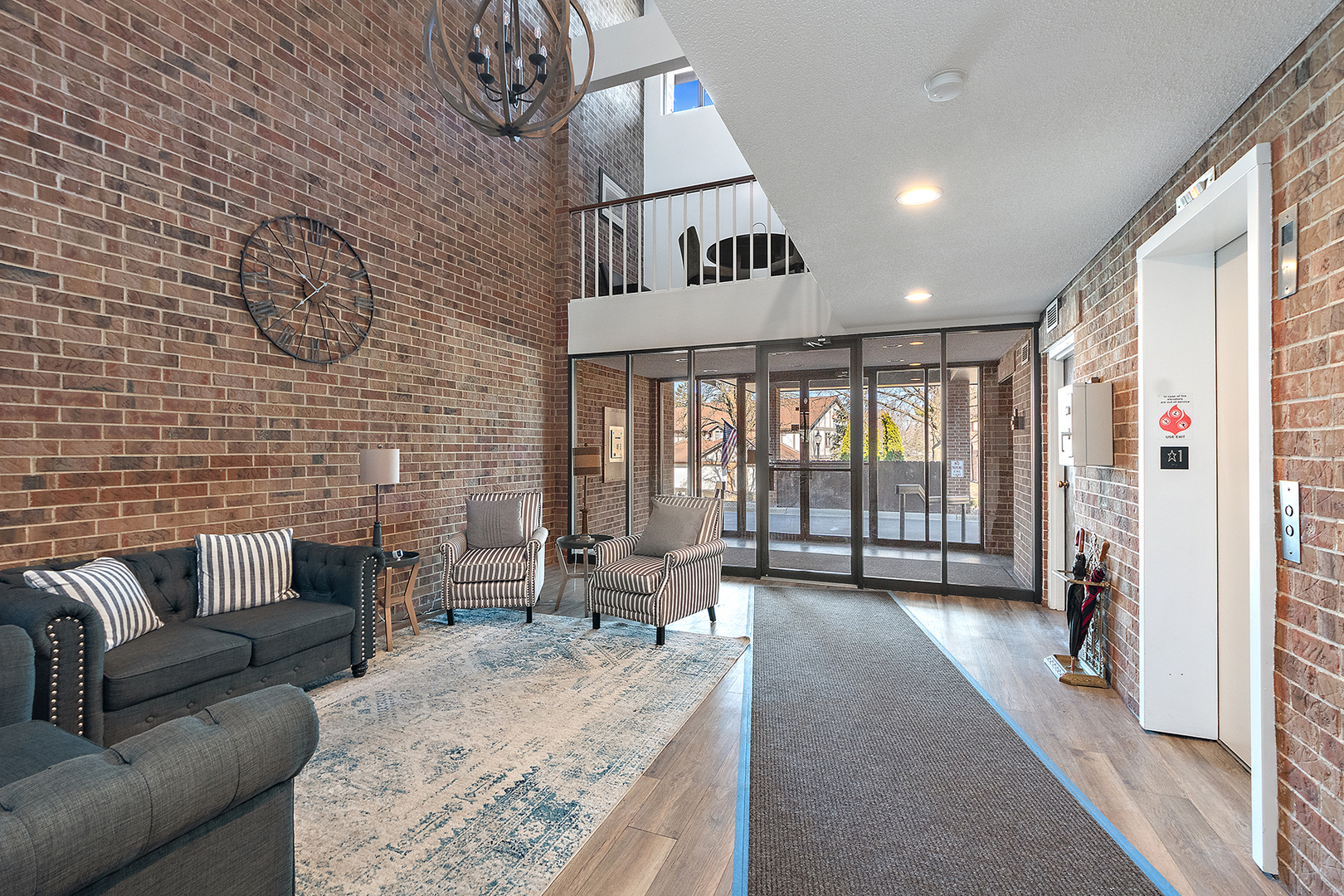 7737 W Golf Drive #201, Palos Heights, IL 60463