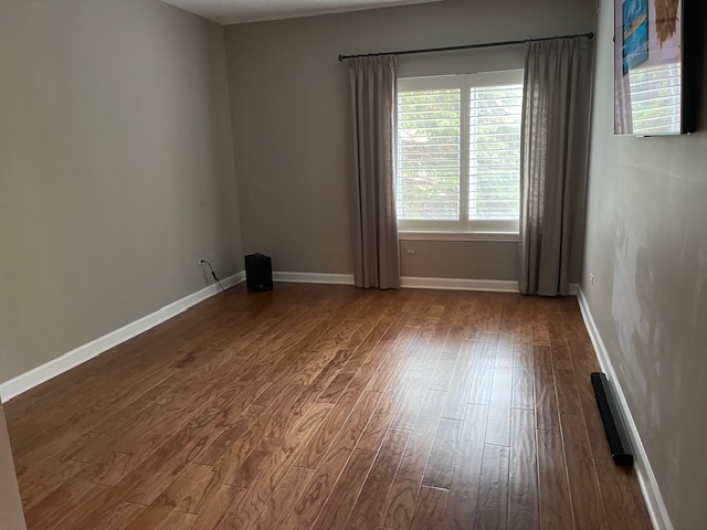 875 E. 22nd Street #220, Lombard, IL 60148