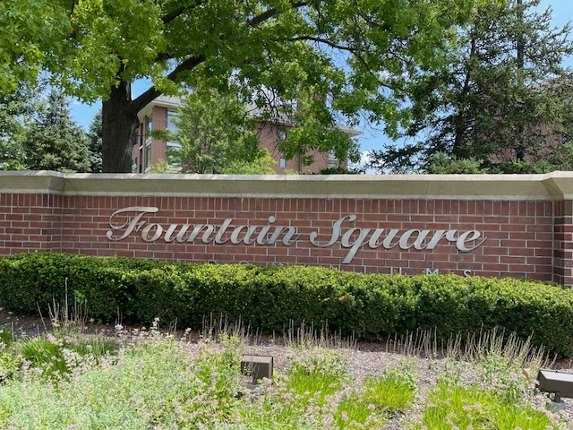 875 E. 22nd Street #220, Lombard, IL 60148