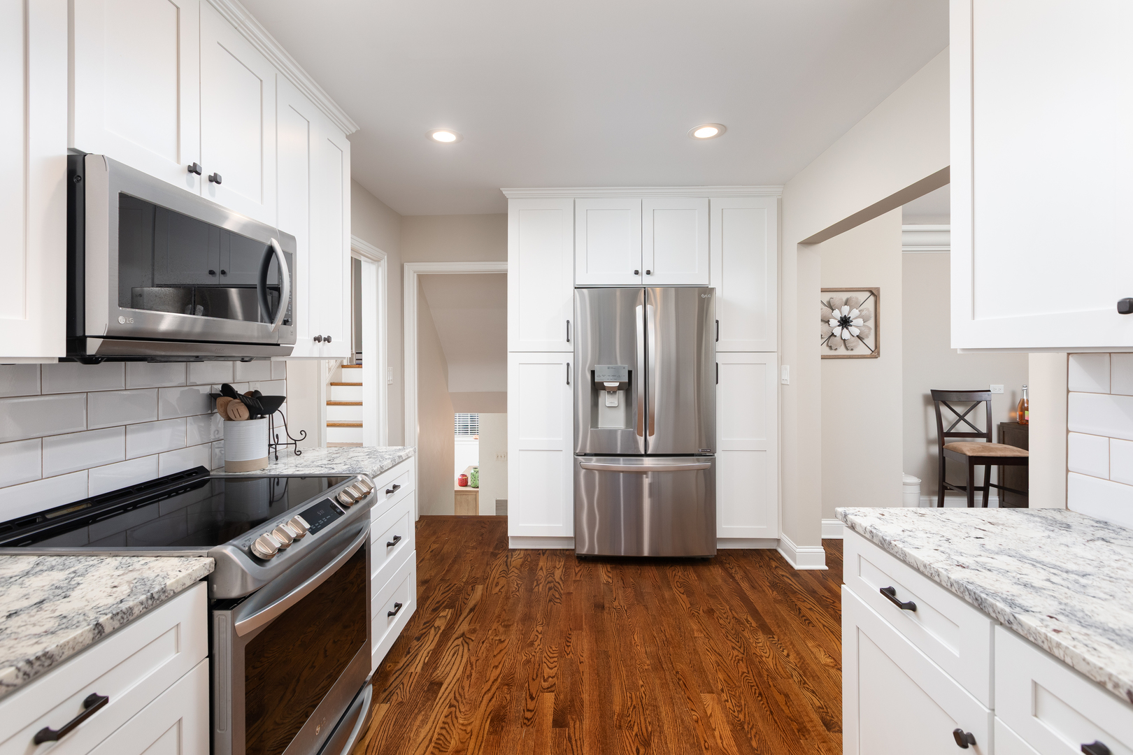 4741 Montgomery Avenue, Downers Grove, IL 60515