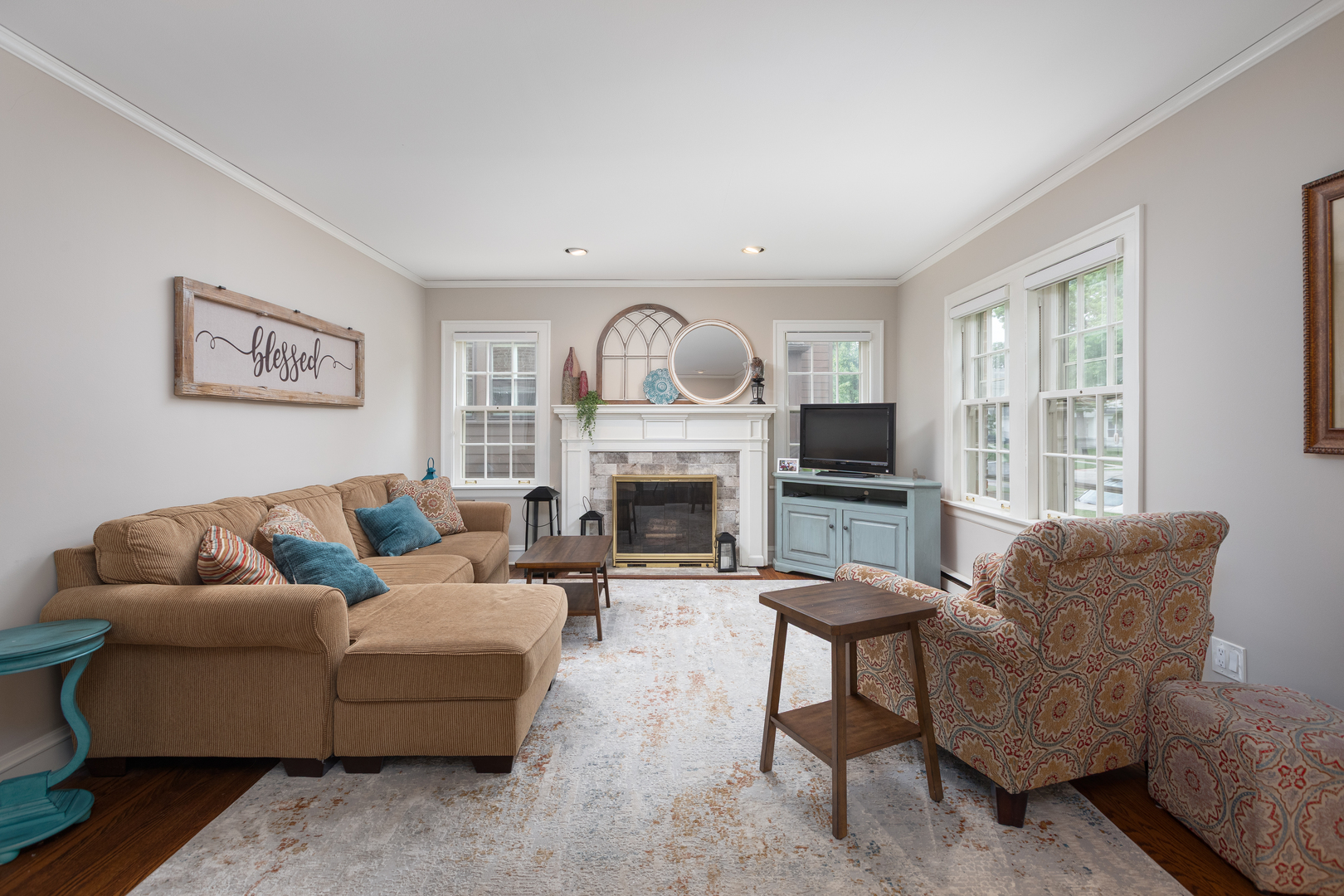 4741 Montgomery Avenue, Downers Grove, IL 60515