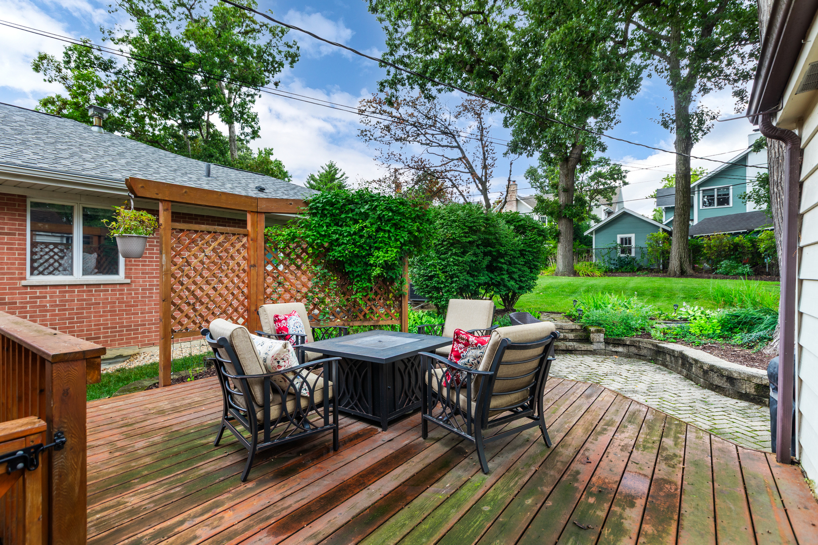 4741 Montgomery Avenue, Downers Grove, IL 60515
