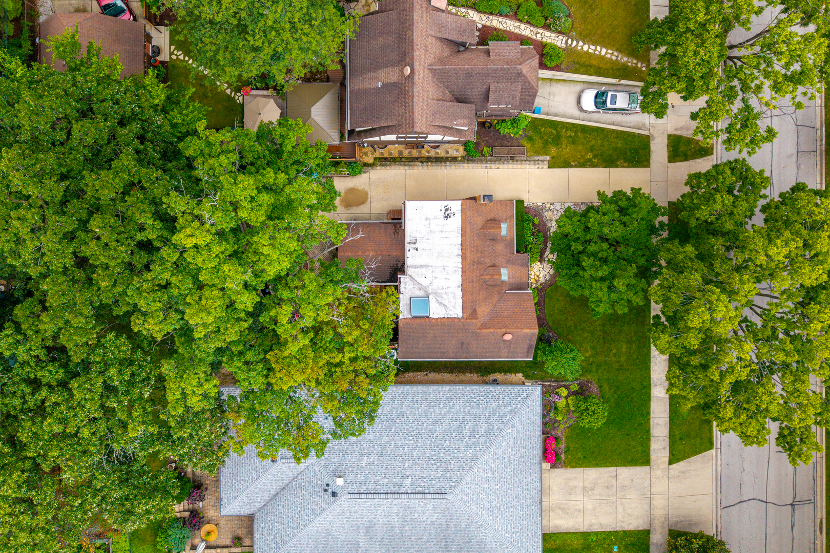 4741 Montgomery Avenue, Downers Grove, IL 60515