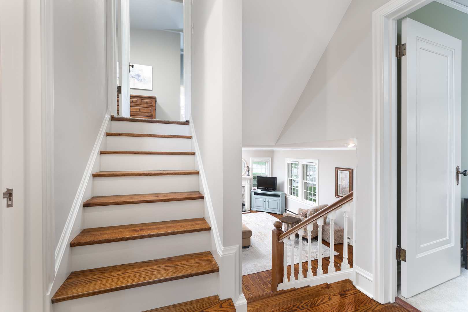 4741 Montgomery Avenue, Downers Grove, IL 60515