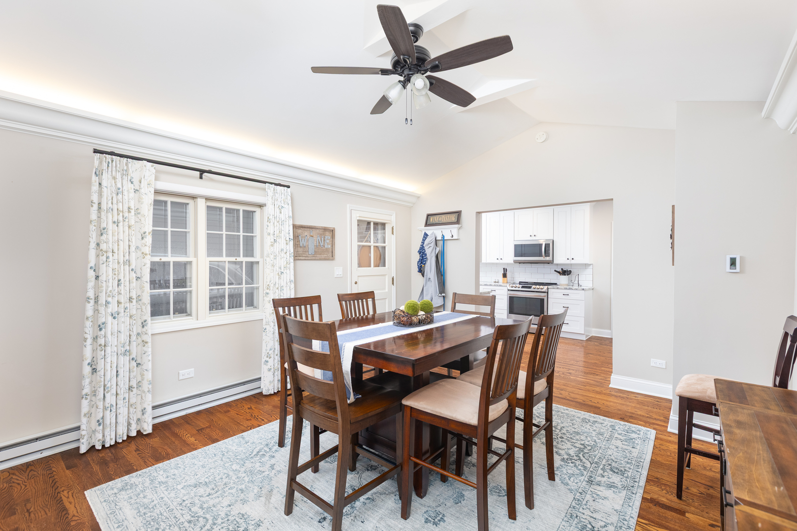 4741 Montgomery Avenue, Downers Grove, IL 60515