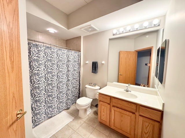 5 W Central Road #104, Mount Prospect, IL 60056