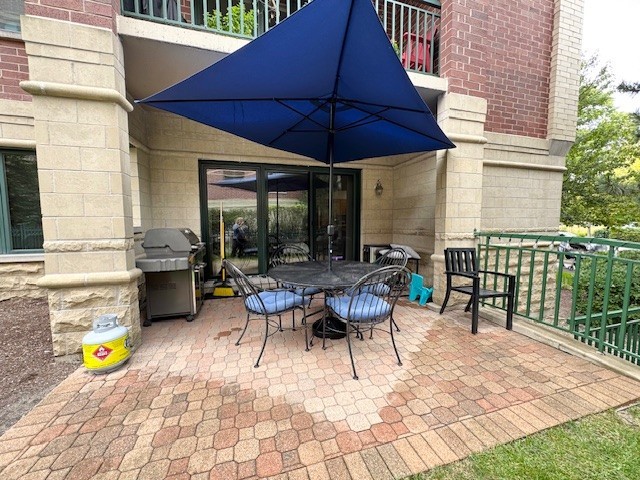 5 W Central Road #104, Mount Prospect, IL 60056