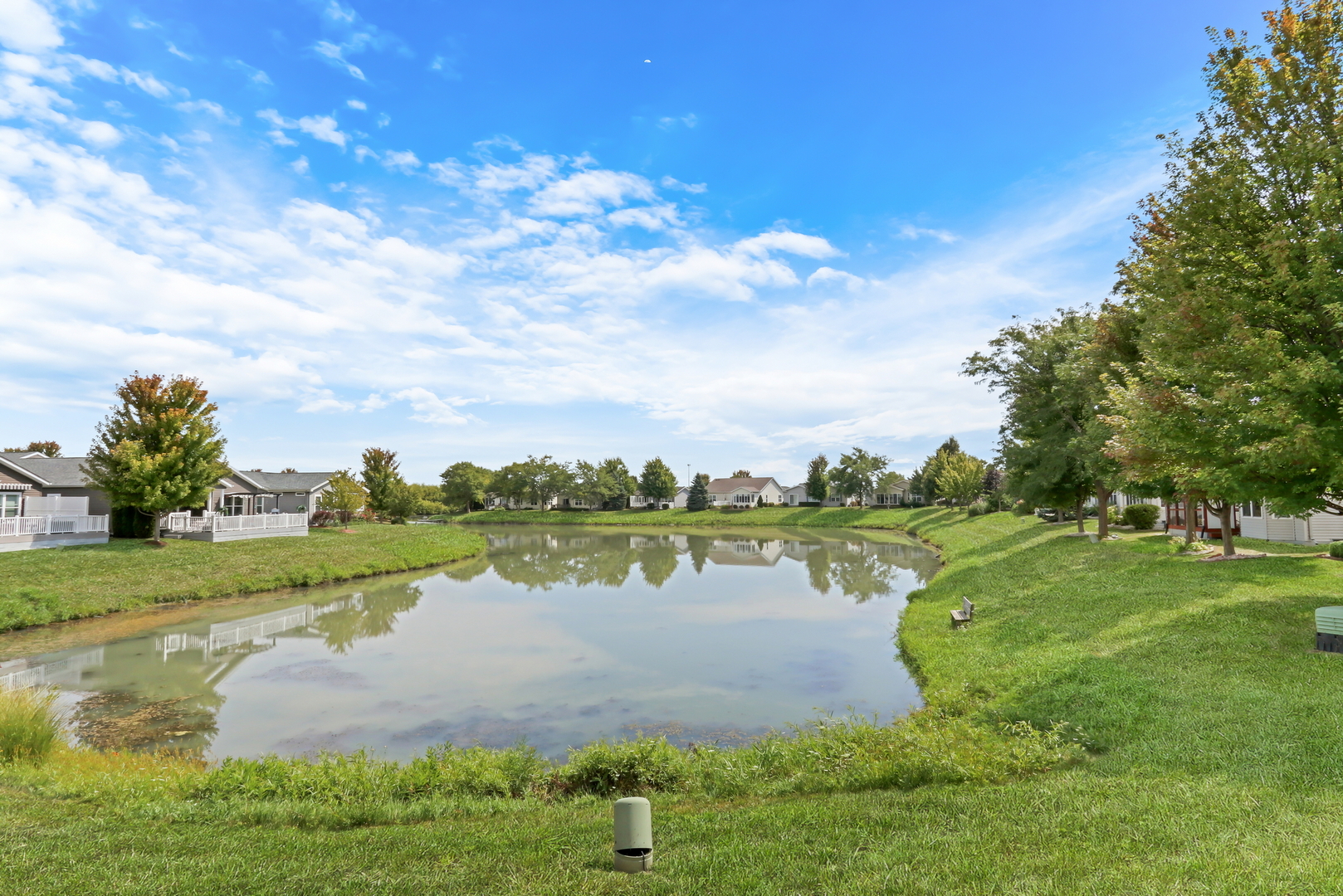 305 Legacy Court, Grayslake, IL 60030