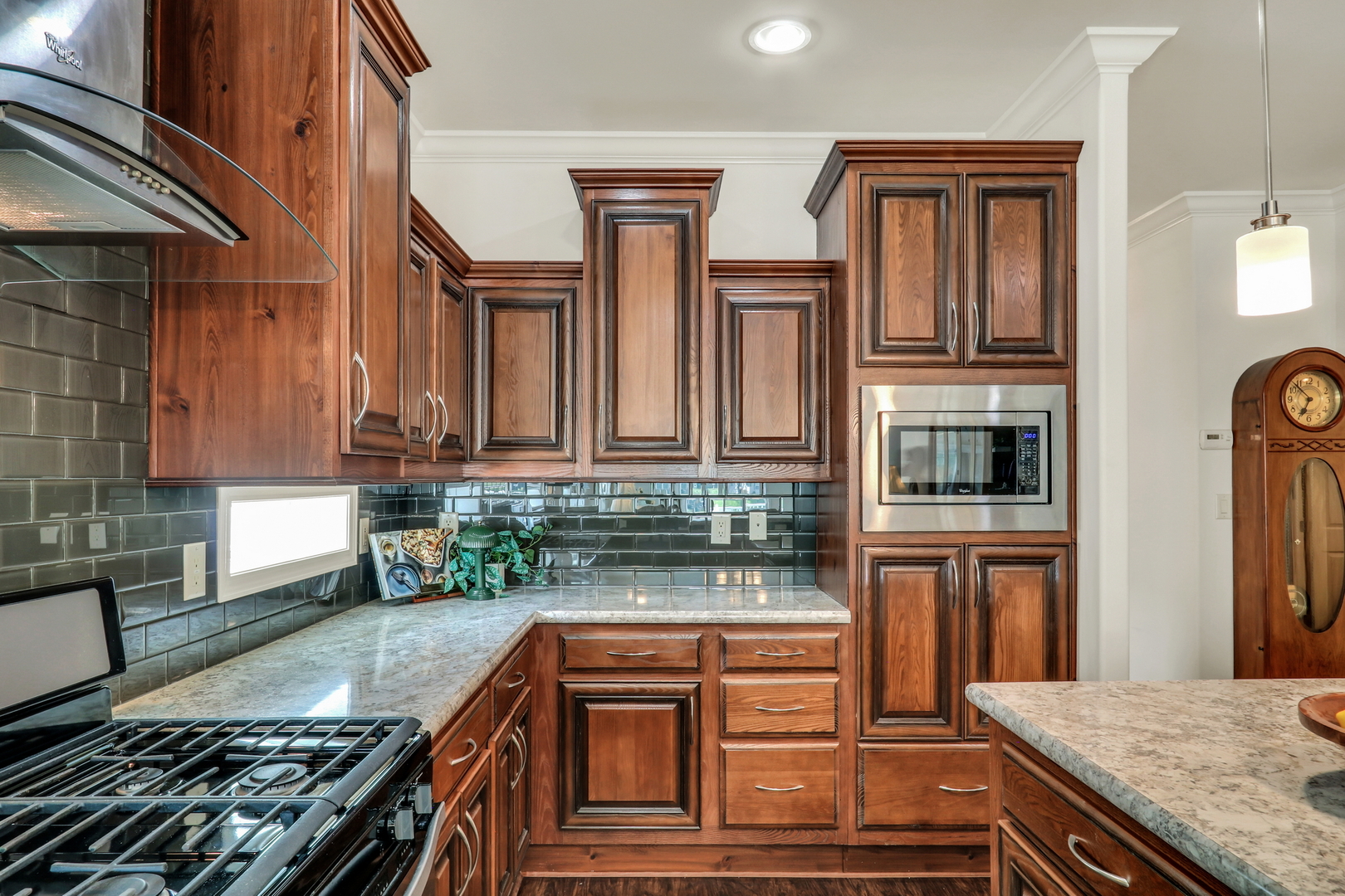 305 Legacy Court, Grayslake, IL 60030