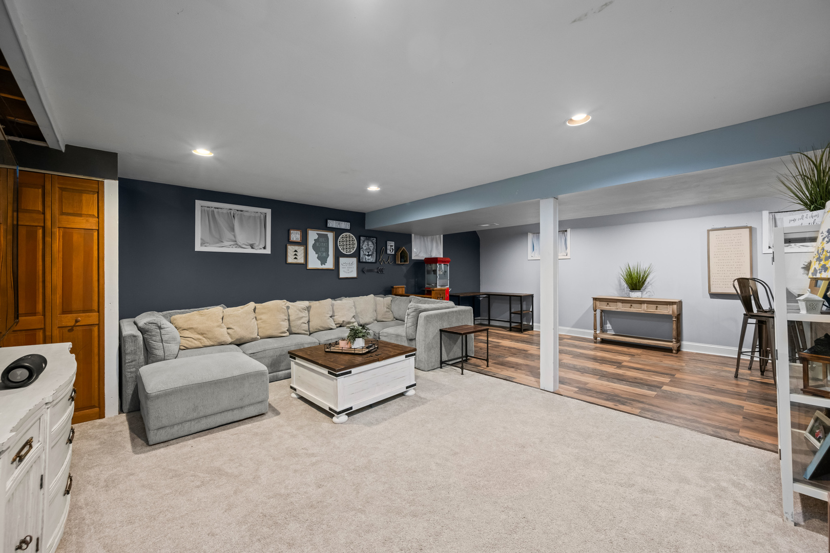 250 Roslara Court, Bartlett, IL 60103