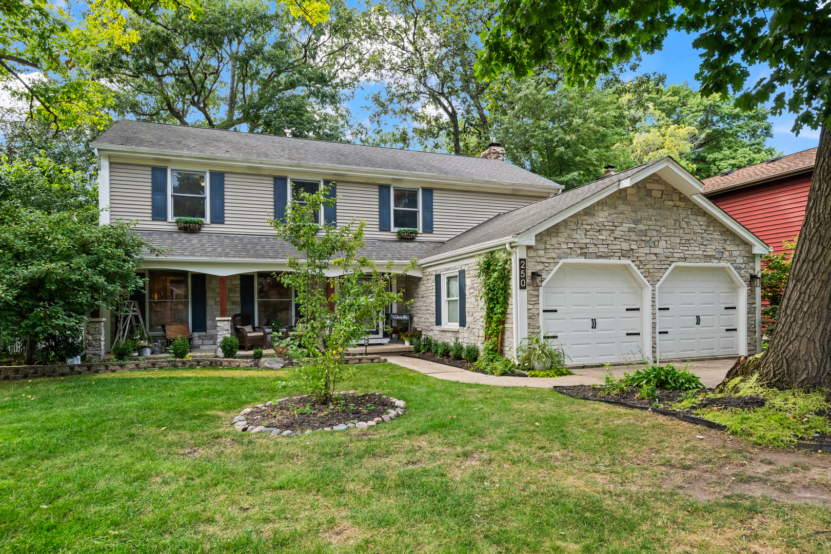 250 Roslara Court, Bartlett, IL 60103
