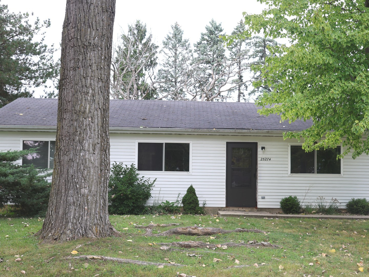 25274 W Lincoln Drive, Lake Villa, IL 60046