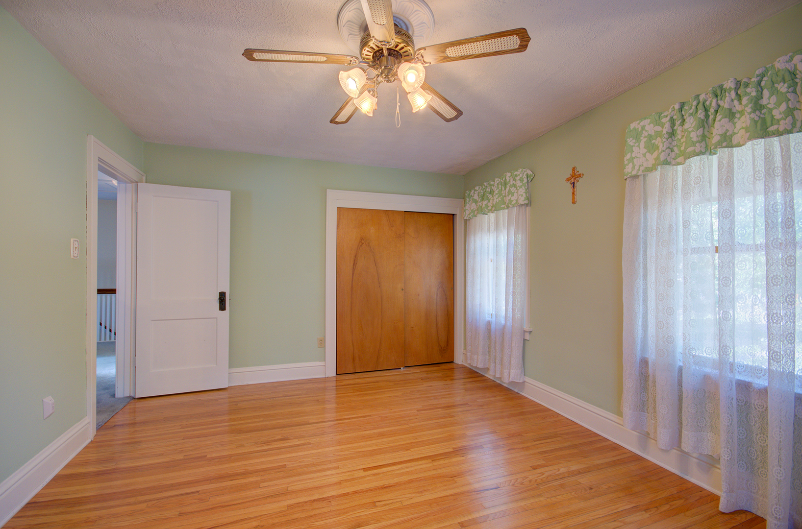900 Mason Avenue, Joliet, IL 60435