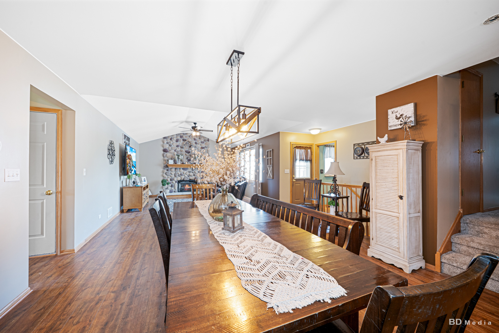 2018 Olde Mill Road, Plainfield, IL 60586