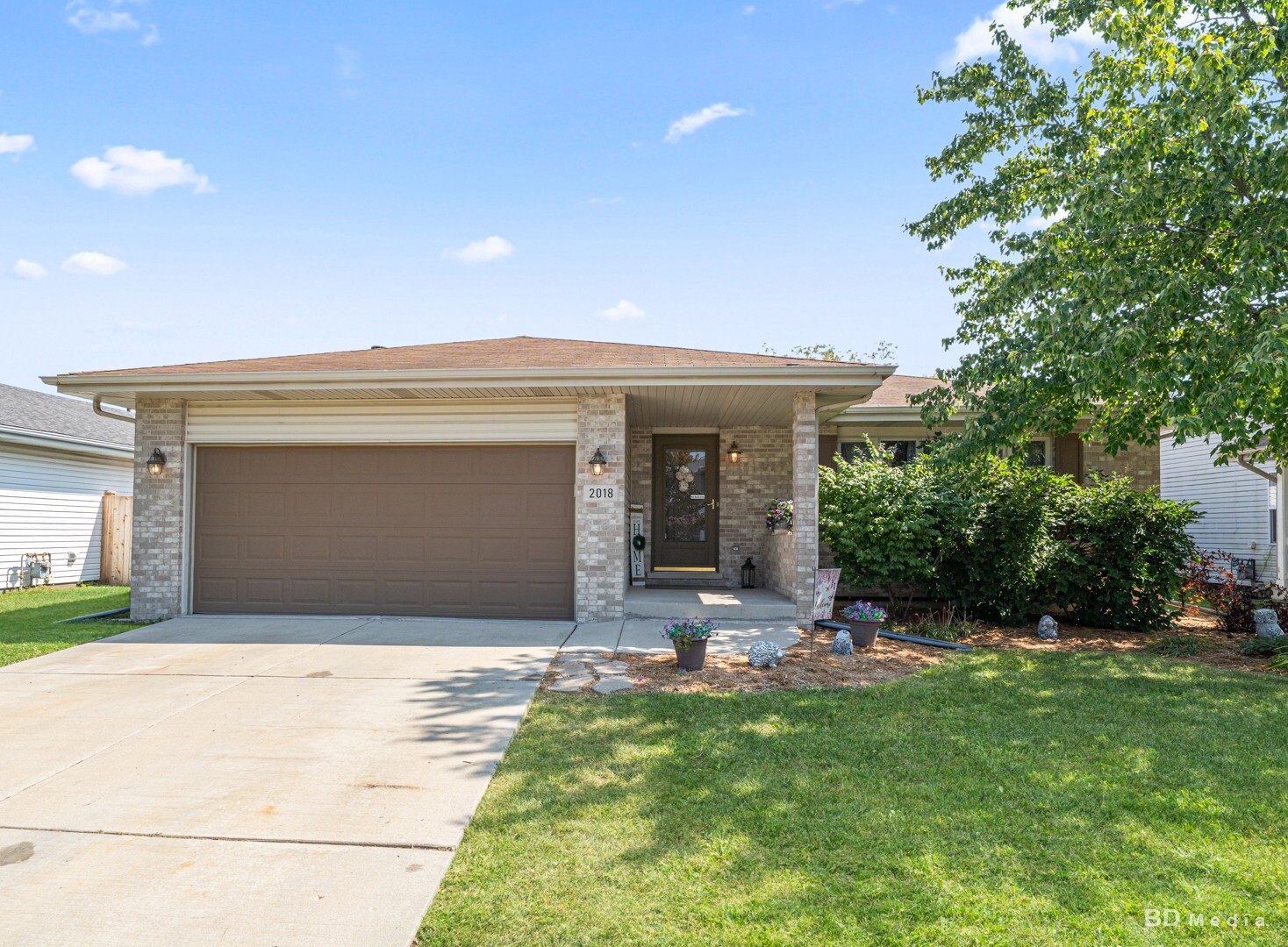 2018 Olde Mill Road, Plainfield, IL 60586