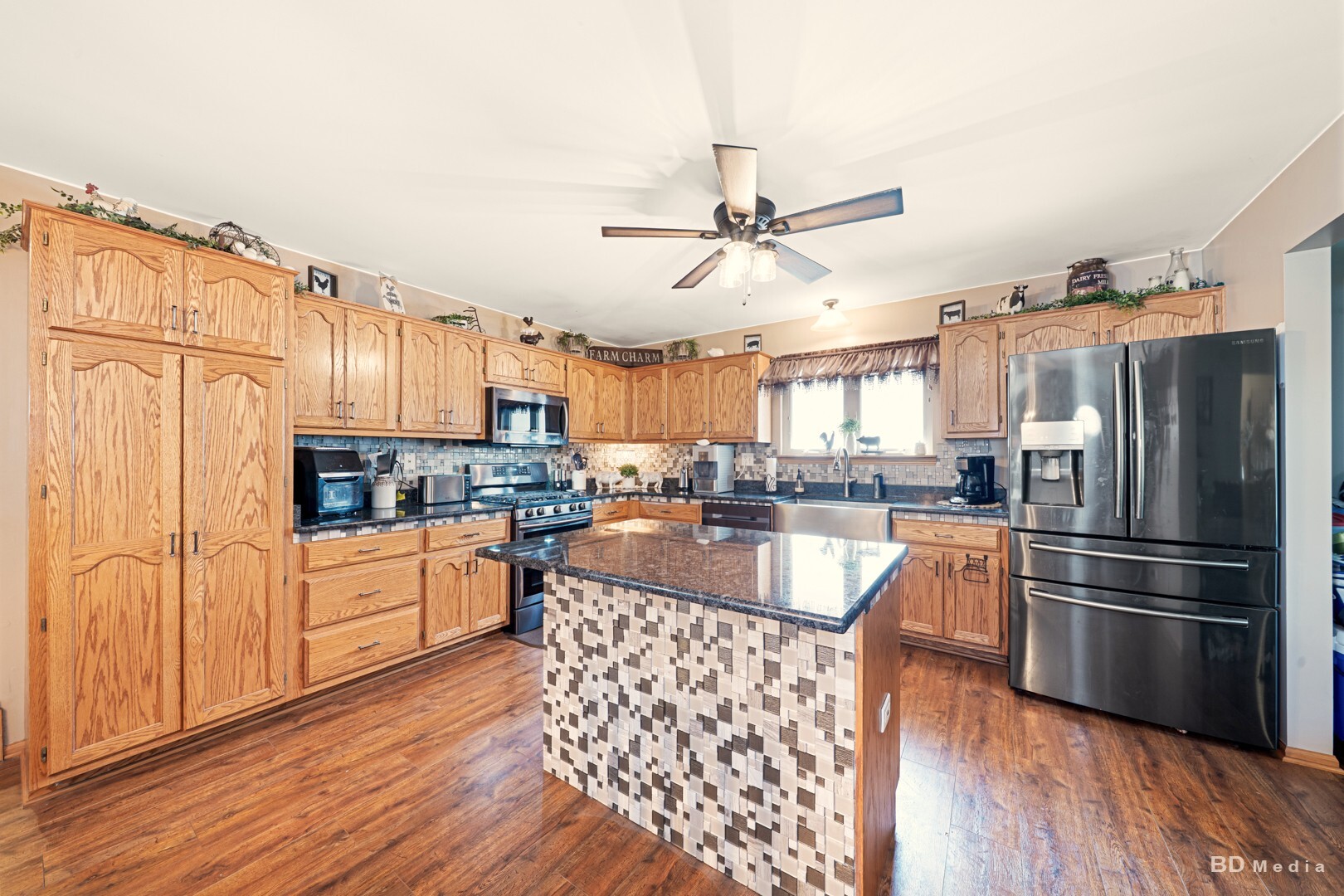 2018 Olde Mill Road, Plainfield, IL 60586