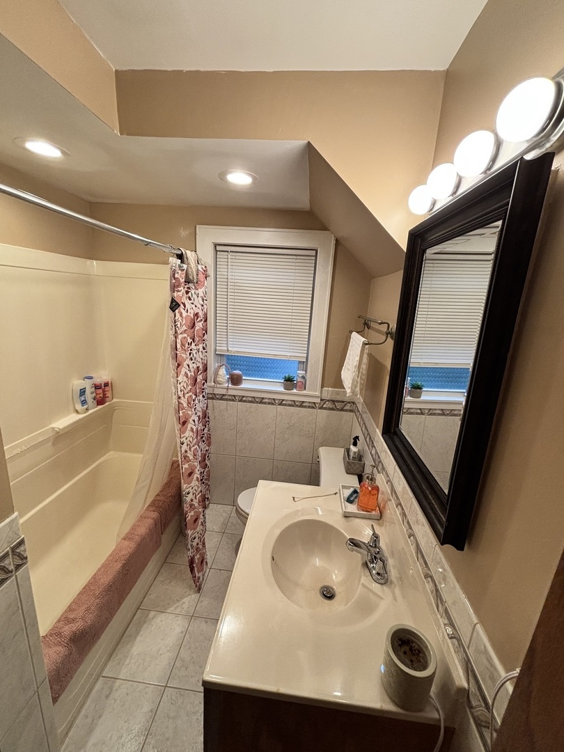 16254 Prairie Avenue, South Holland, IL 60473